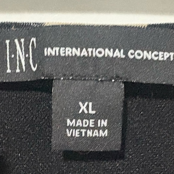 INC International Concepts Black Animal Print Top Size XL - Picture 5 of 6